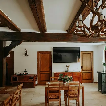 Lodge Laptici - Statiunea Pestera-padina, Bucegi *