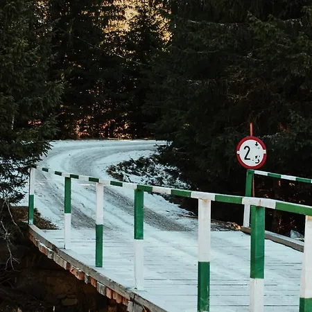 Lodge Laptici - Statiunea Pestera-padina, Bucegi *