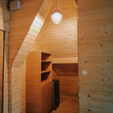 Lodge Laptici - Statiunea Pestera-padina, Bucegi